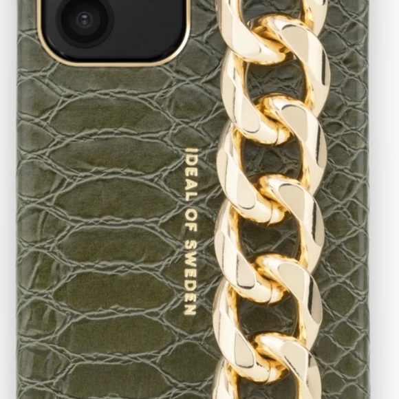 Ideal of Sweden Green Snake iPhone case - Picture 5 of 5